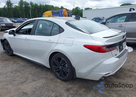 2025 Toyota Camry Xse z USA, uszkodzony, nr VIN 4T1DAACK2SU096500